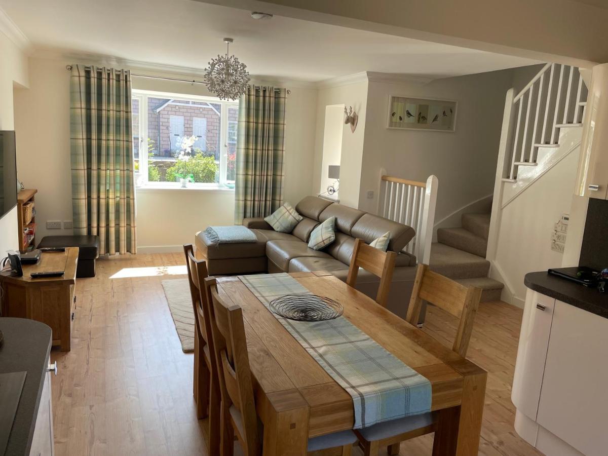 Hillview Villa Ballater Exterior foto